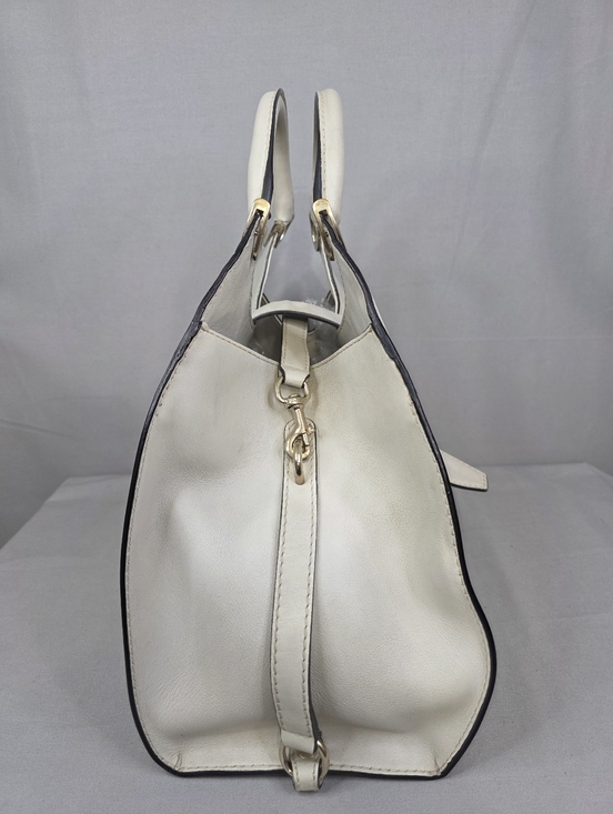 ✨️GUCCI Stirrup Top Handle Bag - Picture 7 of 16
